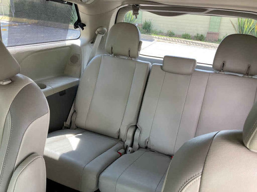 Imagen 14 de 15 de Toyota Sienna 2013 5p Limited Aut Piel Limited Q/c Dvd
