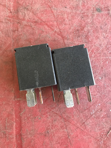 Relay De Caja Fusibles Ford F57b 14b192 Aa (Usado)
