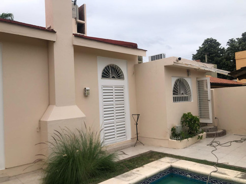 4 Dorm - Consultorio Independiente - Escritorio - Quincho - Pileta