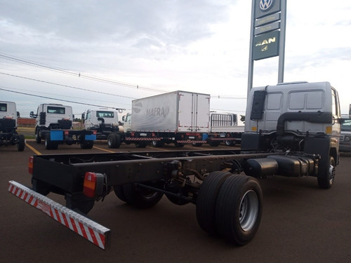 Imagem 6 de 6 de Ford Cargo 1119