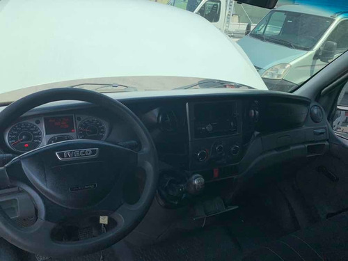 Iveco Daily 35s14 C/ Baú 2014