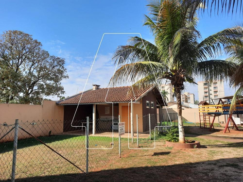 Imagem 4 de 10 de Apartamentos - Ref: V22691
