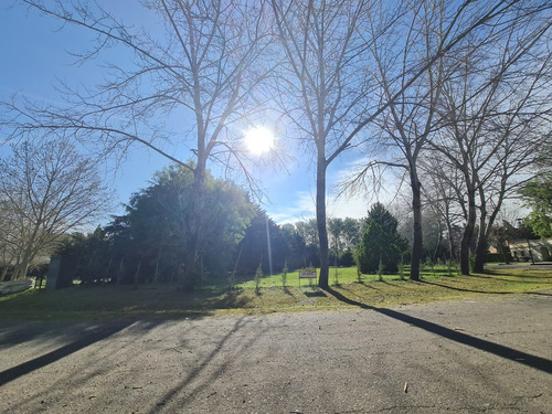 Excelente Lote Central En Santa Maria De Lujan