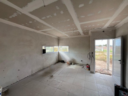 Casa En Contrucción Sobre J. Selva Norte 2045