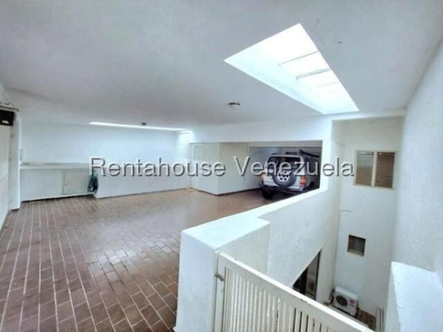 Jr- La Tahona, Venta Hermoso Tonwhouse, Listo Para Ser Habitado, No Dejes De Visitarlo.