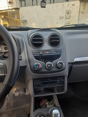 Chevrolet Agile 2013 1.4 Ltz 5p