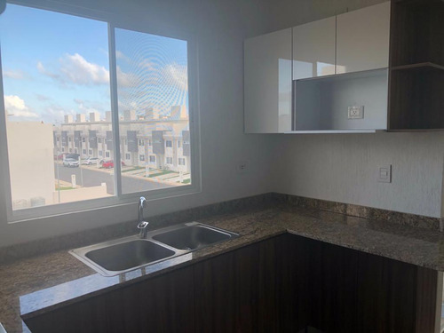 Departamento En Renta En Residencial Maderos