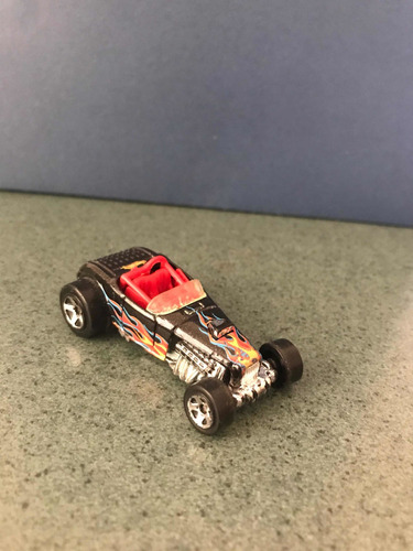 Carro Hot Wheels Roadster