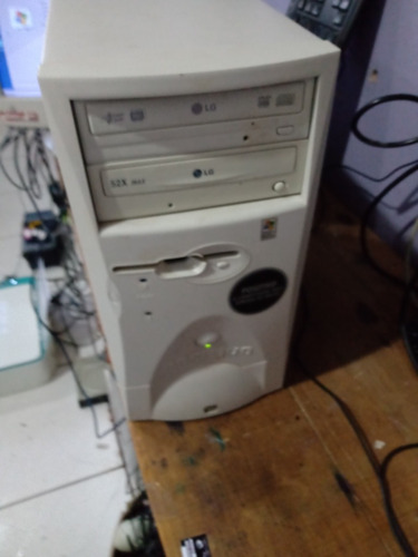 Cpu Athlon Xp 2.2 Ghz,512mb,hd 40 ,porta Paralelas