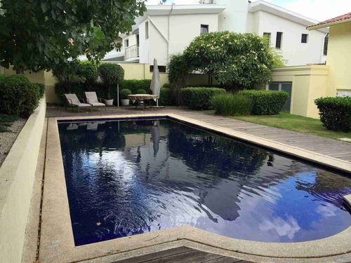 Imagem 22 de 22 de Casa À Venda No Alphaville Residencial 06 Com 4 Dormitórios, Quintal Gramado - Cnc1557