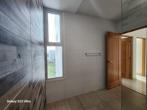 Apto Santiago, Moderno, 236m2 3hab, 4baños, 2 Parqueos Proyecto Cerrado