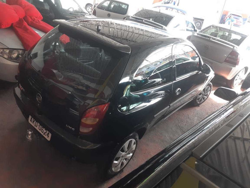Imagem 2 de 8 de Chevrolet Celta 2002 1.0 3p