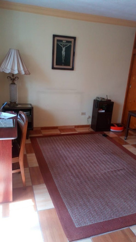 Imagen 8 de 10 de Venta Casa Sola En Burocrátas Calle Jesus Maria