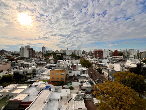 Vendemos Encantador Apartamento De 1 Dormitorio En Pocitos