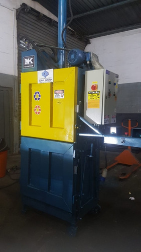 Prensa Enfardadeira Vertical 40 Ton Reciclagem (c/ Nr-12) H