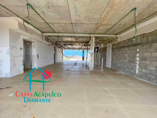 Cad Velera K 11. Dos Terrazas Con Vista Al Mar