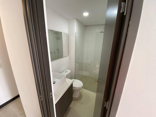 Apartamento En Venta Ubicado En Envigado Sector Loma De Las Brujas (26617).