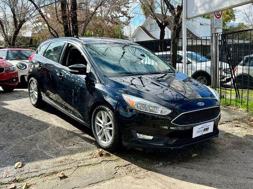 Ford Focus SE 2.0