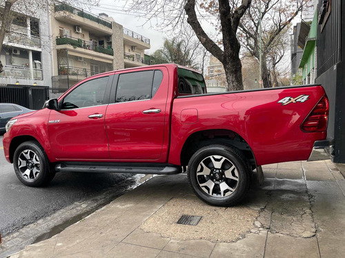 Toyota Hilux 2.8 Cd Srx 177cv 4x4 At