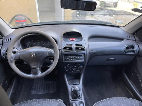 Imagen 5 de 6 de Peugeot 206 Sw 1.6 16v 2006