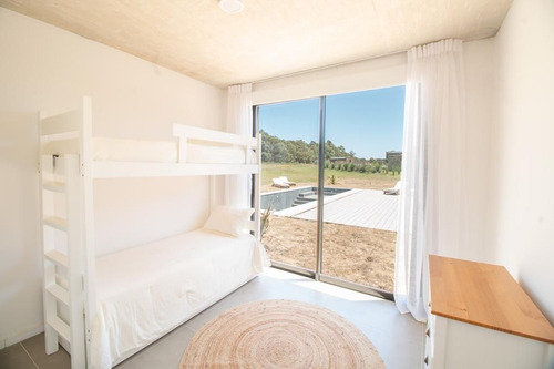 Nueva Casa En Venta Pueblo Mio, Chacras De Manantiales (ref: Bpv-8753)