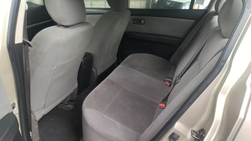 Nissan Sentra 2.0 Custom Cvt