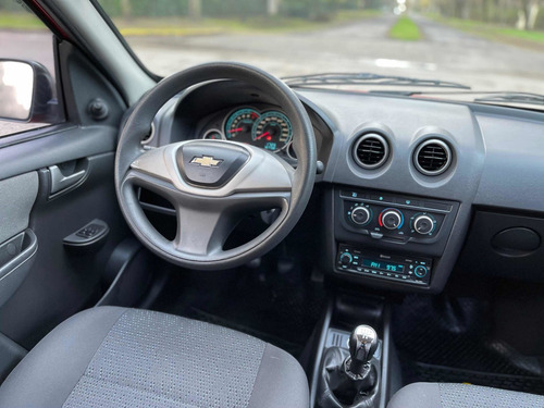 Imagen 12 de 16 de Chevrolet Celta 2013 1.4 Lt Spirit