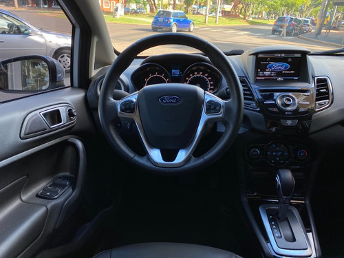Ford Fiesta Titanium Automático 2017 Con 17.000 Km