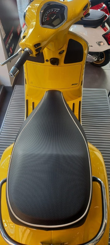 Imagen 2 de 25 de Vespa 300 Gts Super