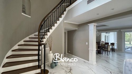 Casa En Venta En La Lomada, Pilar, G.b.a. Zona Norte