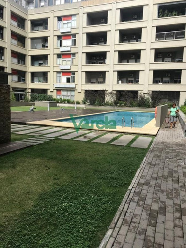 Imagen 2 de 20 de Venta Apartamento 2 Dormitorios Amplio Balcon Al Frente Cocina Definida Altos De Libertador - Montevideo Aguada
