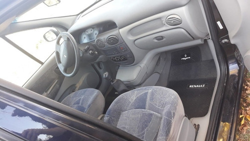 Imagen 11 de 15 de Renault Scénic 1.6 Confort