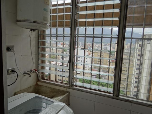 Imagen 14 de 17 de Apto En Venta 21-4199 María Santaella 0414-3188350 0412-3625141