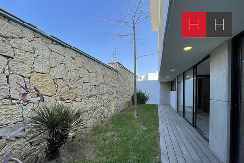 Casa En Venta En Cluster La Gran Reserva.