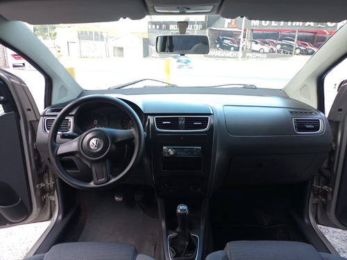 Imagem 6 de 10 de Volkswagen Fox Trend