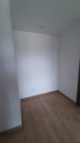 Imagen 17 de 28 de Apartamento En Venta Villemar 172-1421