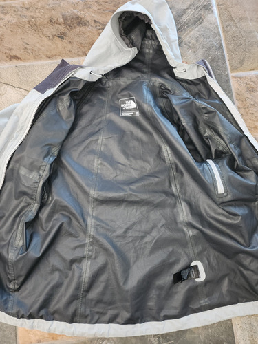 Chamarra Northface 2 En 1 Dryvent Termoball (Usado)