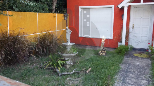 Imagen 14 de 21 de Casa Sobre Lote Propio De 370 M2, 3 Amb, A Refaccionar