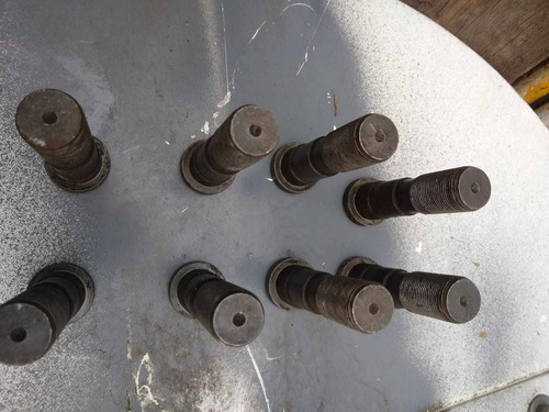 Bulones De Rueda Para Camión Nuevos (Usado)
