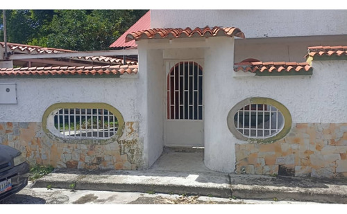 En Venta Anexo En La Urb. La Mara Merida Ve25-007mrd-cper