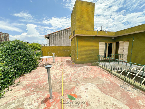 Casa De 2 Dormitorios En Juniors