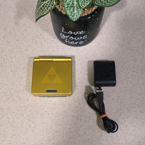 Consola Gameboy Advance Sp Pantalla Ips - Zelda Edition Dorado (Usado)