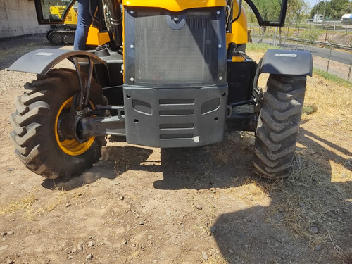 Retroexcavadora Cukurova 4x4 Motor Perkin 100 Hp Motorman