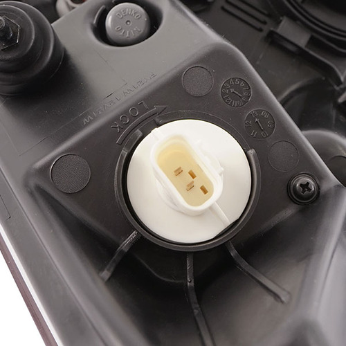 Optico Derecho Para Ssangyong Korando 2.0 G20df 2015