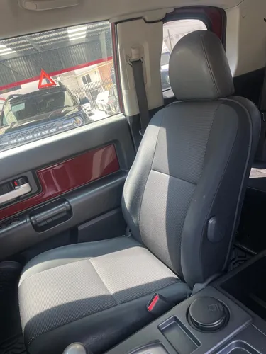 Toyota Fj Cruiser 5p PREMIUM Aa Ee Ra Abs 4x4 At