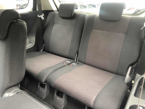 Imagen 14 de 15 de Toyota Avanza 2017 1.5 Le At