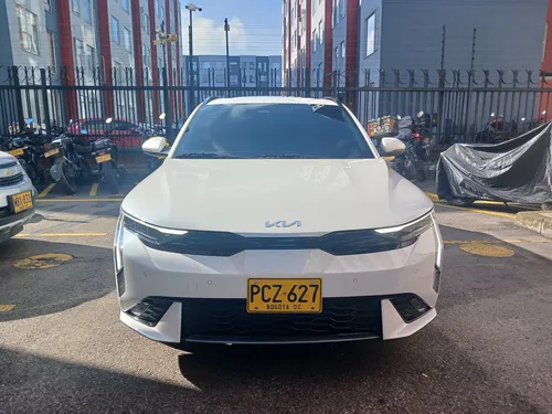 Kia K3 Gt Line Cross Automático