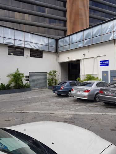 Imagen 4 de 28 de Alquilo Galpón En Boleíta Sur