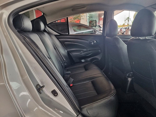 Nissan Versa VERSA 1.6 16V FLEXSTART SV AUTOMÃTICO