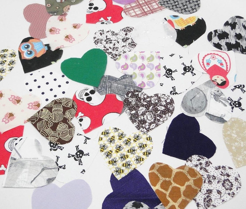 Imagem 3 de 9 de Kit 24 Corações Em Tecido Para Aplique Patchwork 5,5x4,5cm
